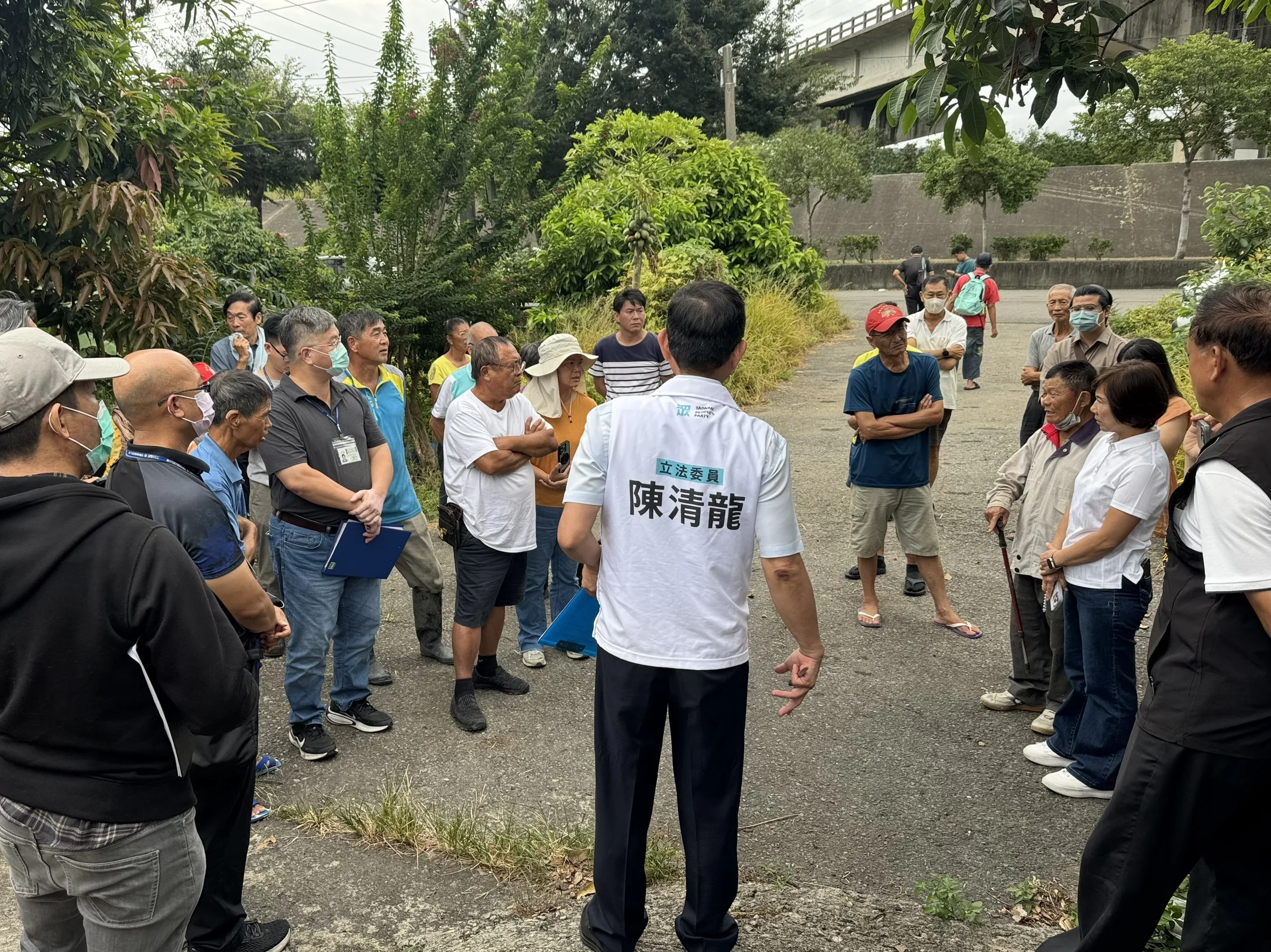 養豬場疑有惡臭及污水排放